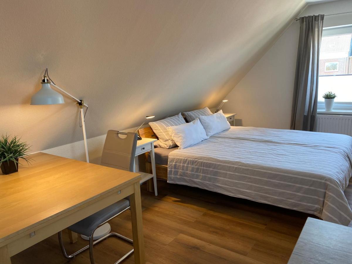 Ferienwohnung Ausguck イェファー エクステリア 写真